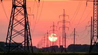 Democratic politicians have put forward a bill to make sure Texas' electricity network joins up with the big power systems across the country.
