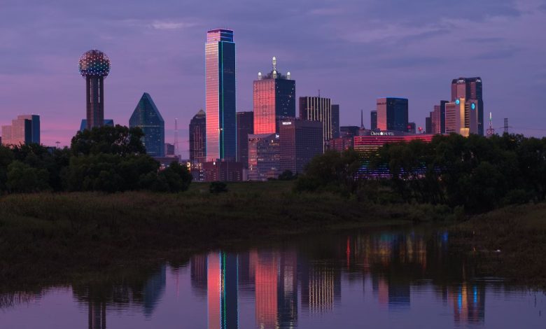 The population growth rate in the Dallas-Fort Worth Metroplex is the highest in the United States, the metro added over 150,000 residents