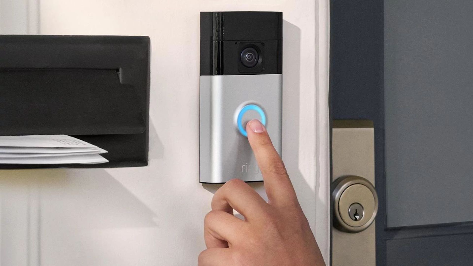 The Dallas Police Department (DPD) has launched the "Connect Dallas" program in an unconventional effort targeted at increasing public safety