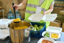 Dallas agencies and volunteers deliver meals to homebound seniors during Day of Caring event